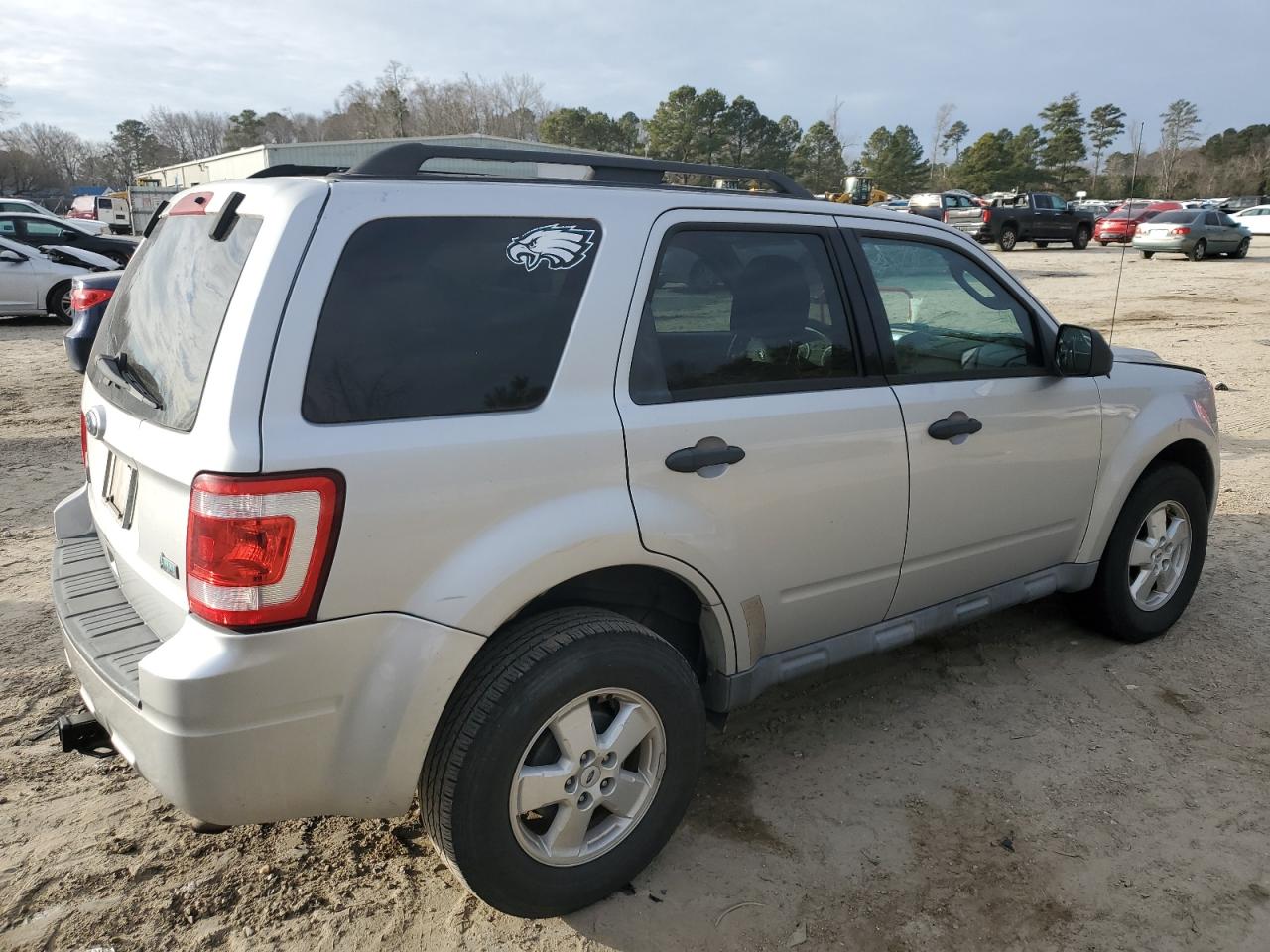 2010 Ford Escape - Image 3