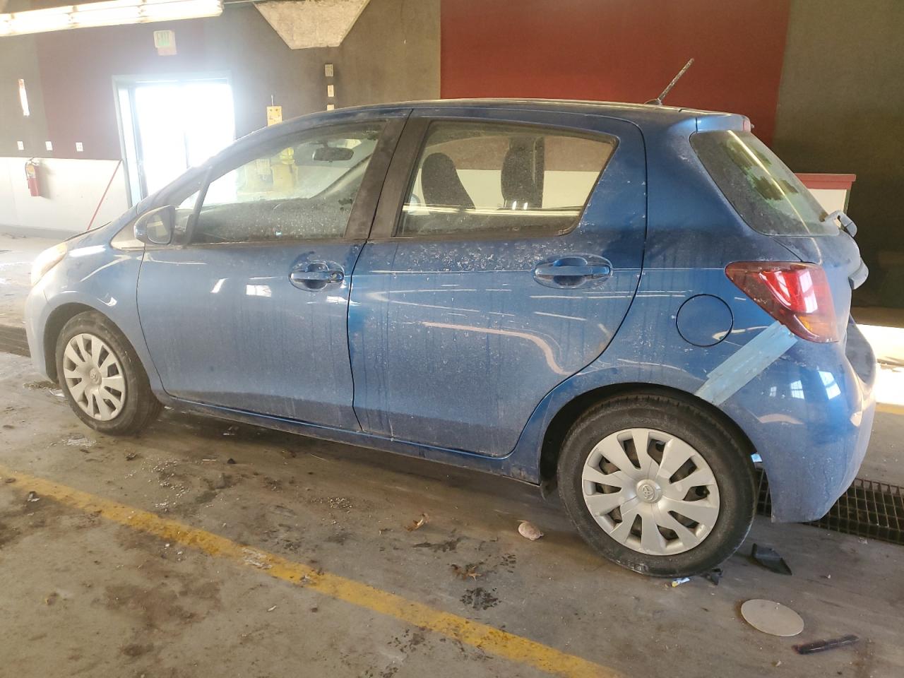 2016 Toyota Yaris - Image 2