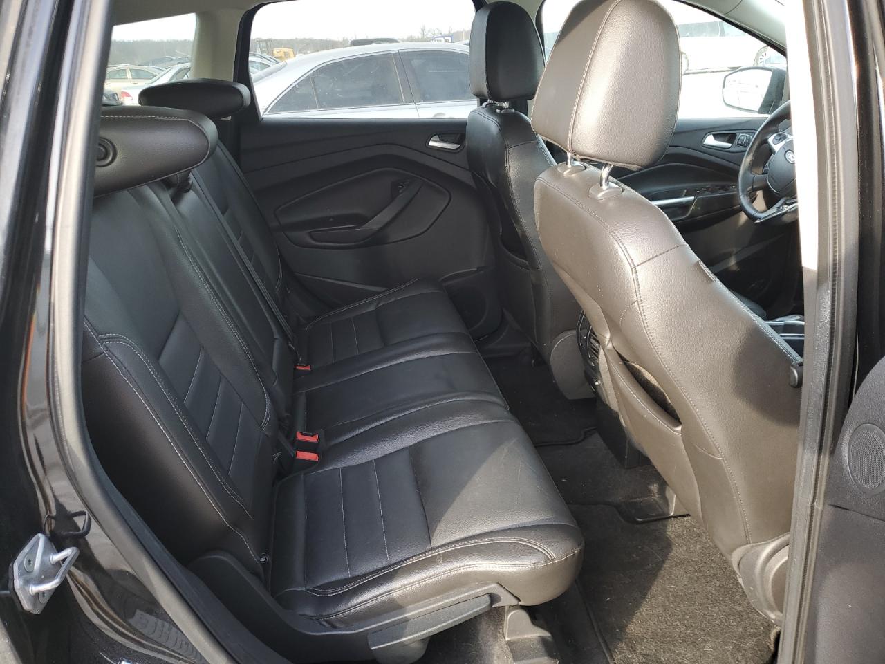 2014 Ford Escape - Image 11