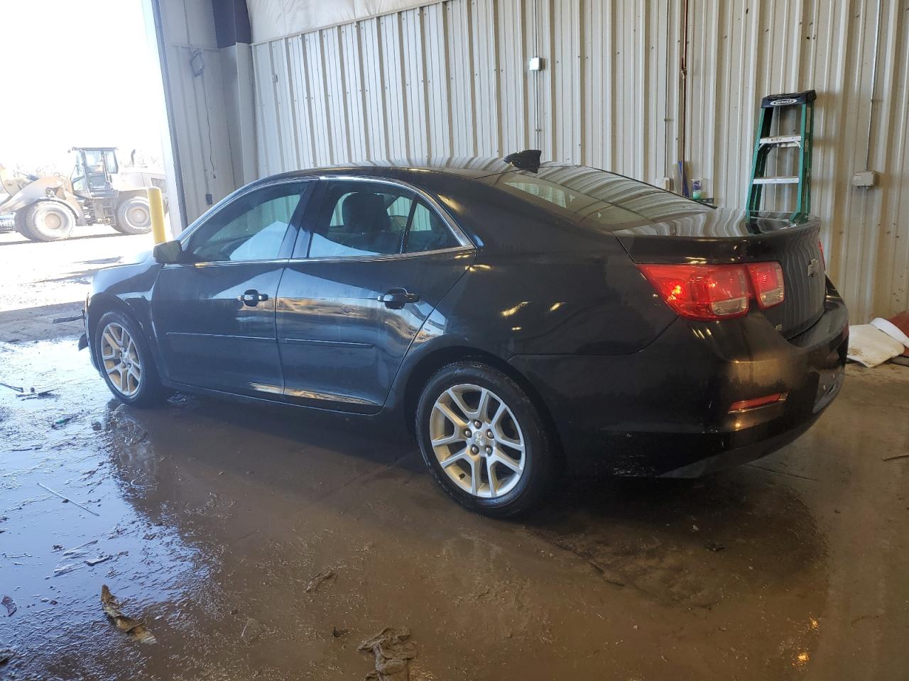 2015 Chevrolet Malibu - Image 2