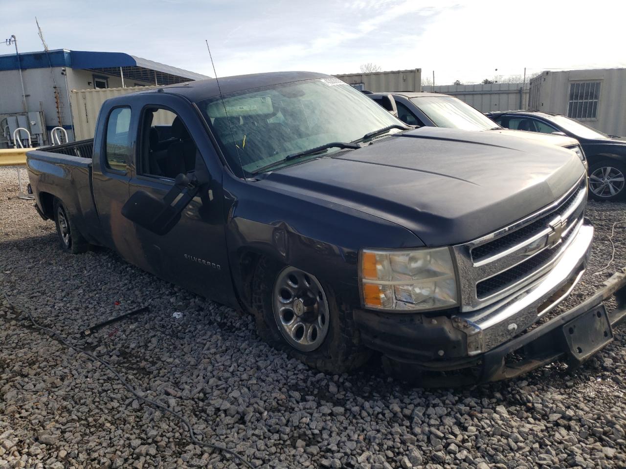 2011 Chevrolet Silverado - Image 4