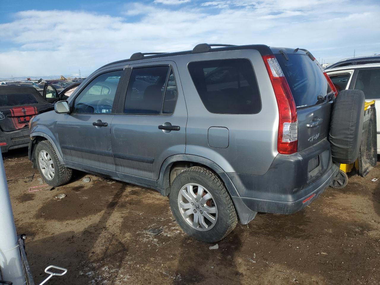 2006 Honda CR-V - Image 2