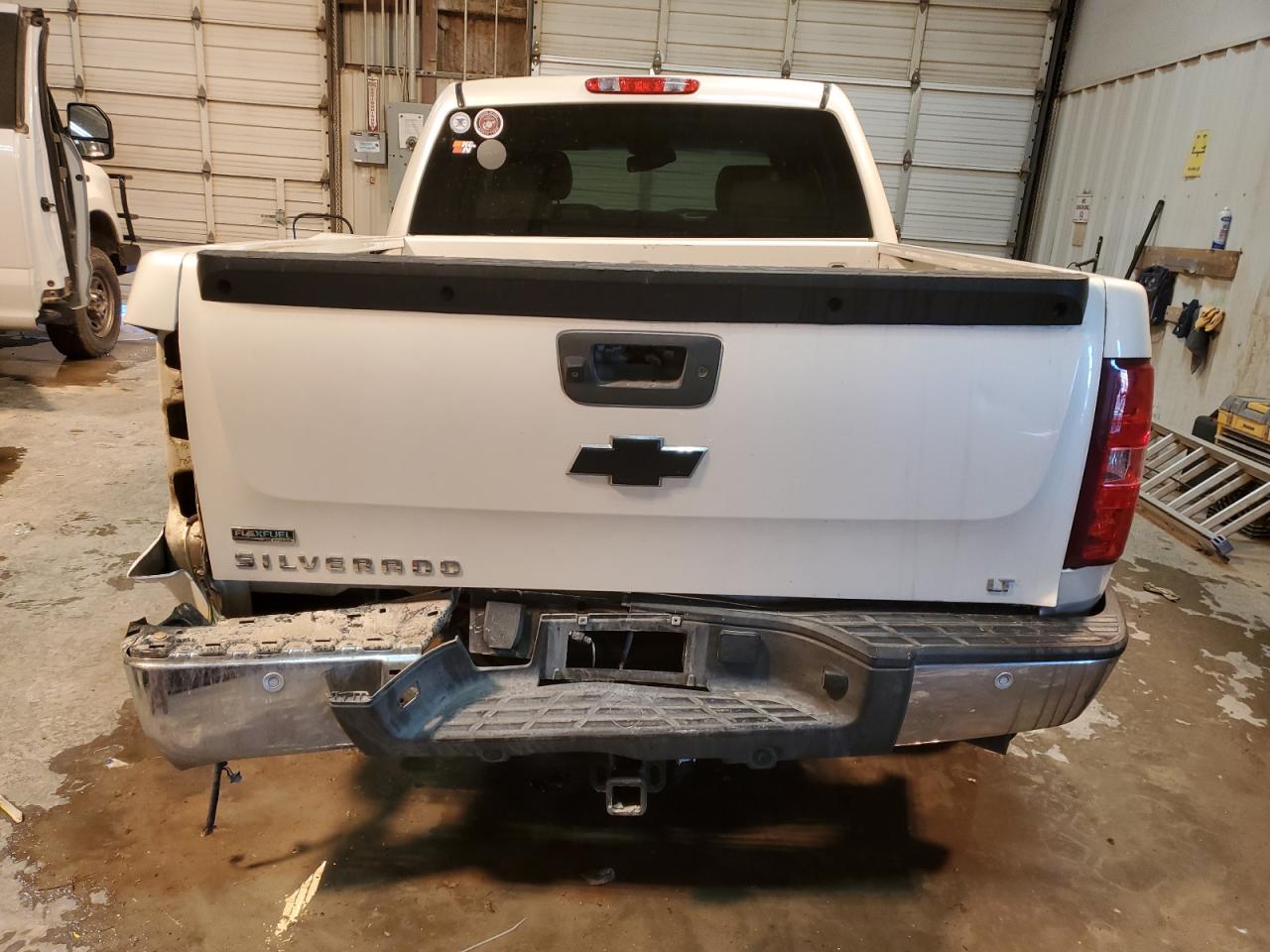 2011 Chevrolet Silverado - Image 6