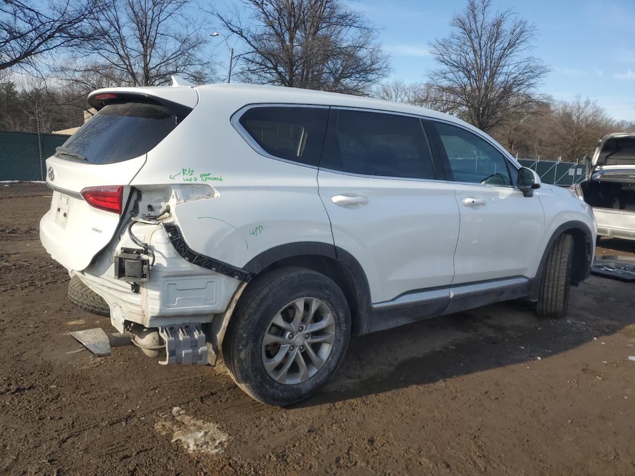 2019 Hyundai Santa Fe - Image 3