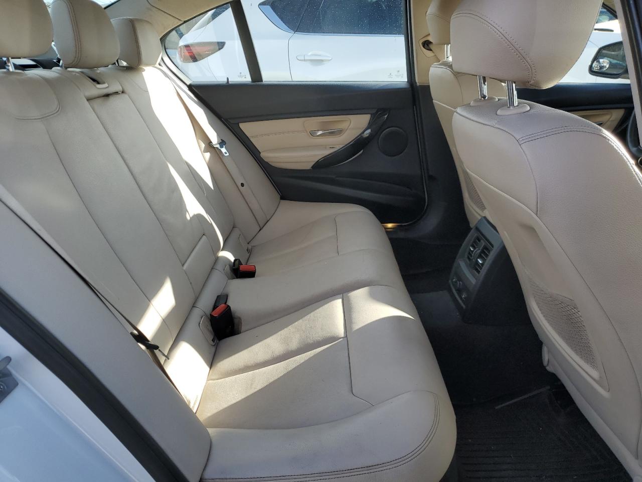 2015 BMW 3er - Image 10