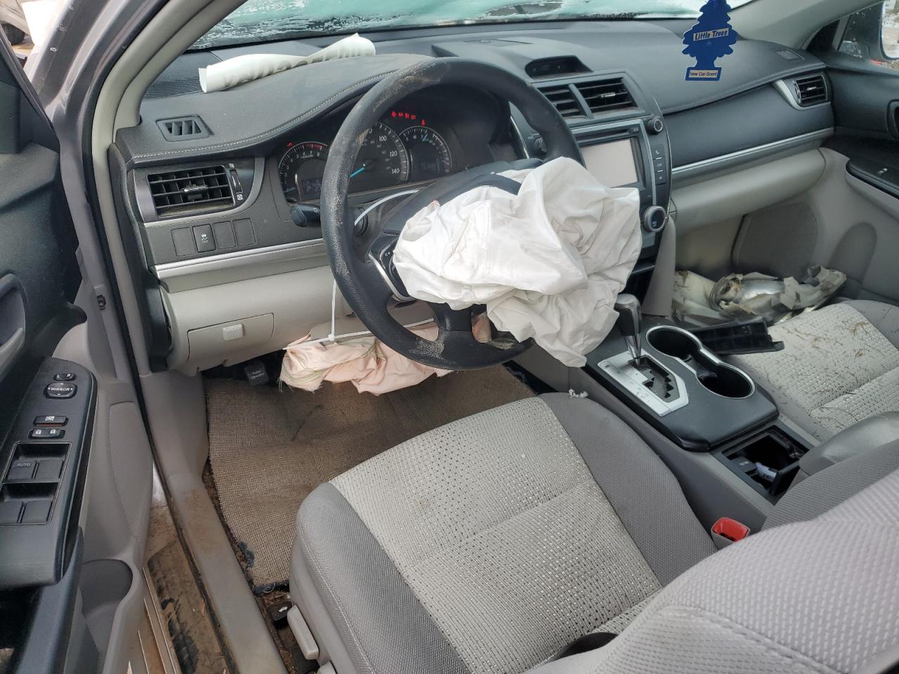 2012 Toyota Camry - Image 8