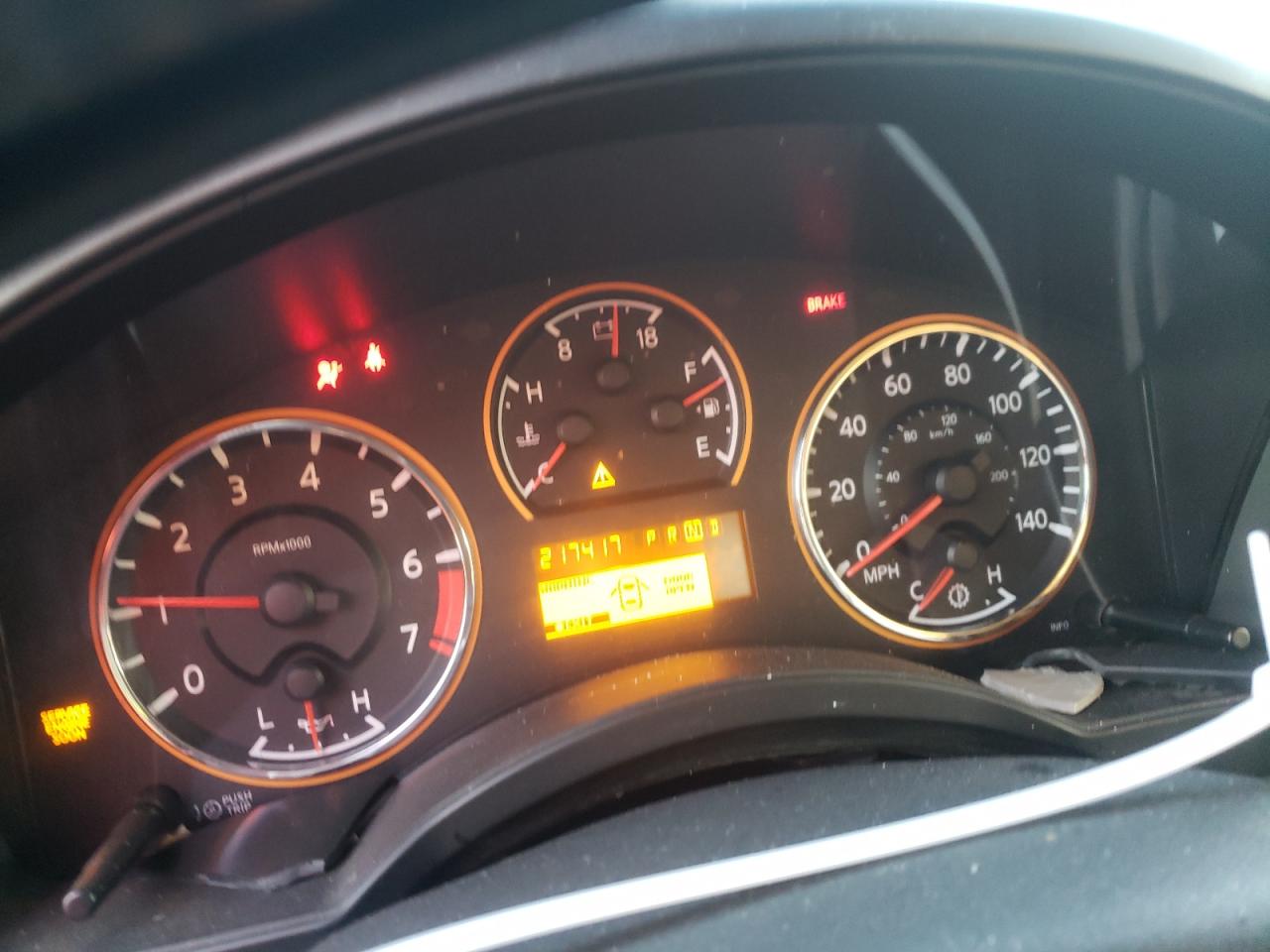 2008 Nissan Titan - Image 9