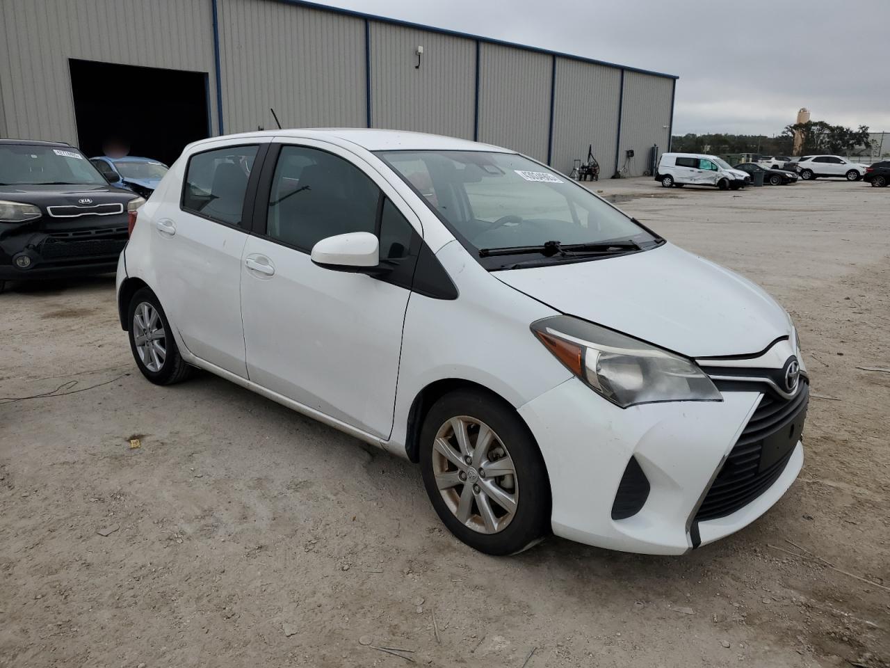2017 Toyota Yaris - Image 4