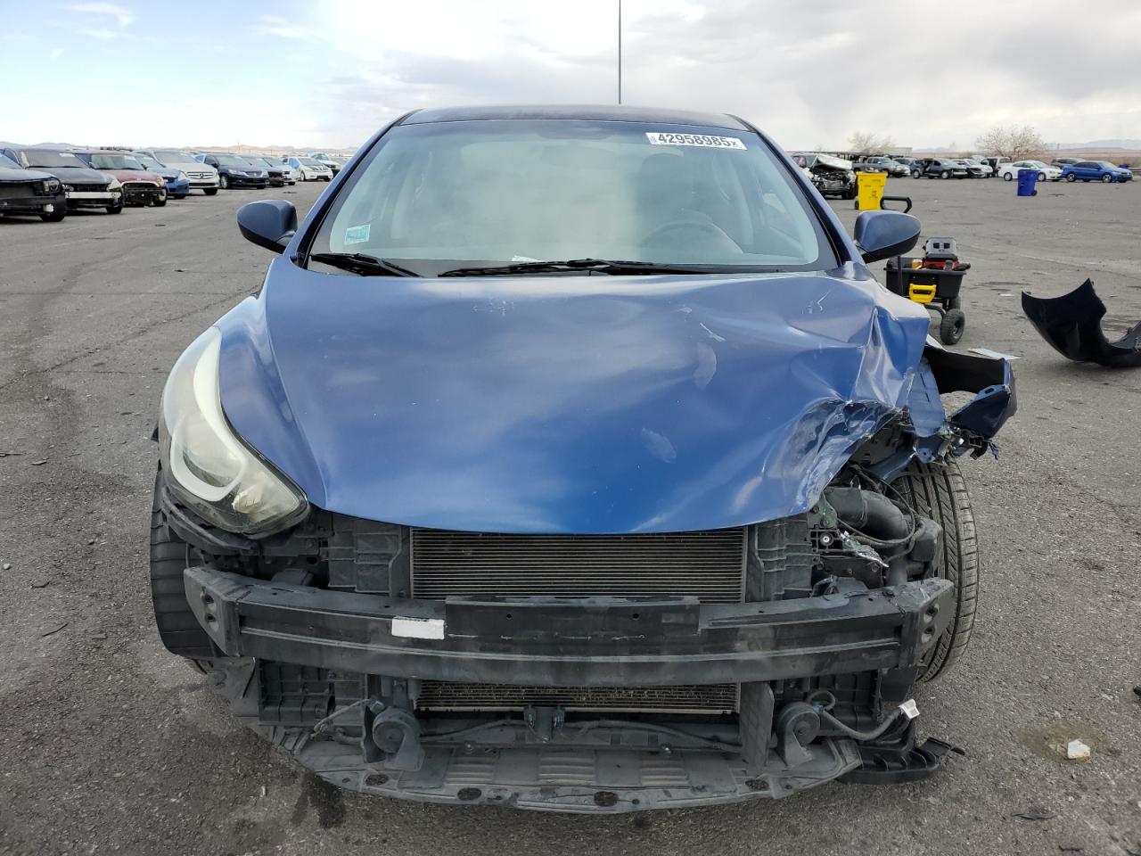 2016 Hyundai Elantra - Image 5