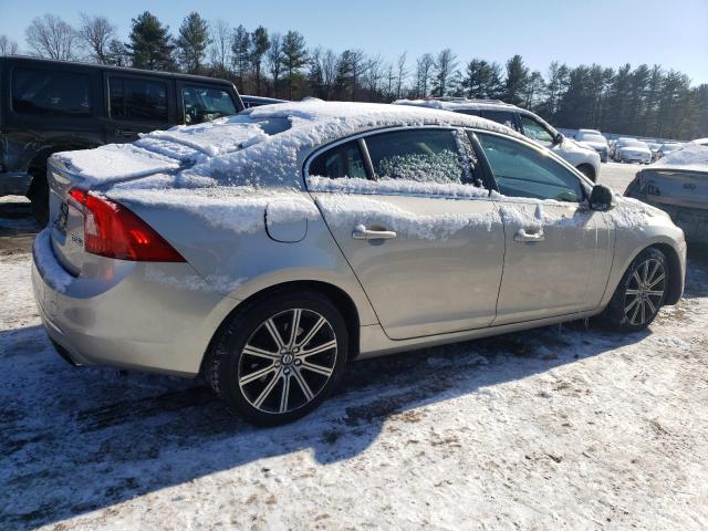  VOLVO S60 2017 Кремовий