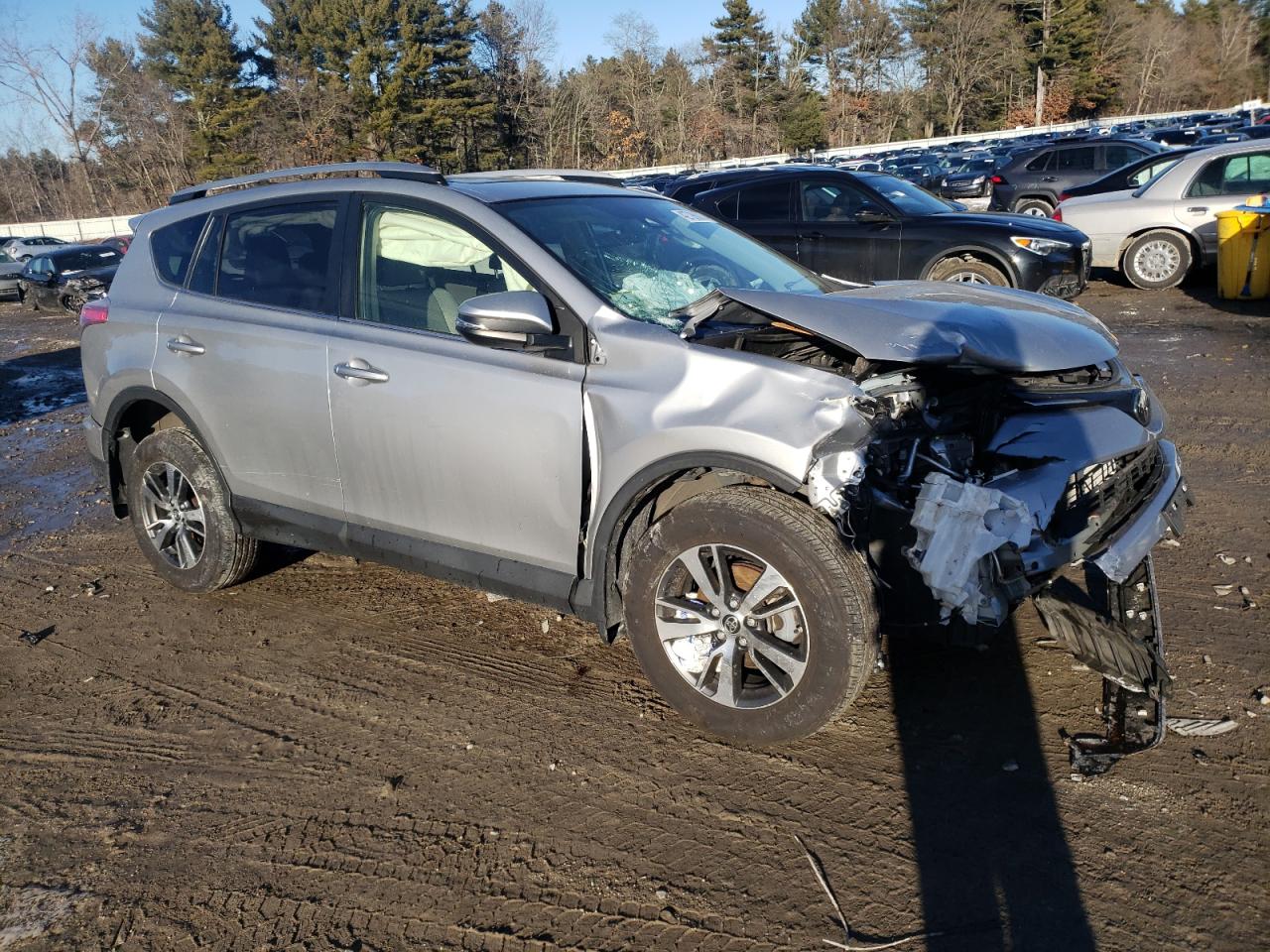 2018 Toyota RAV 4 - Image 4