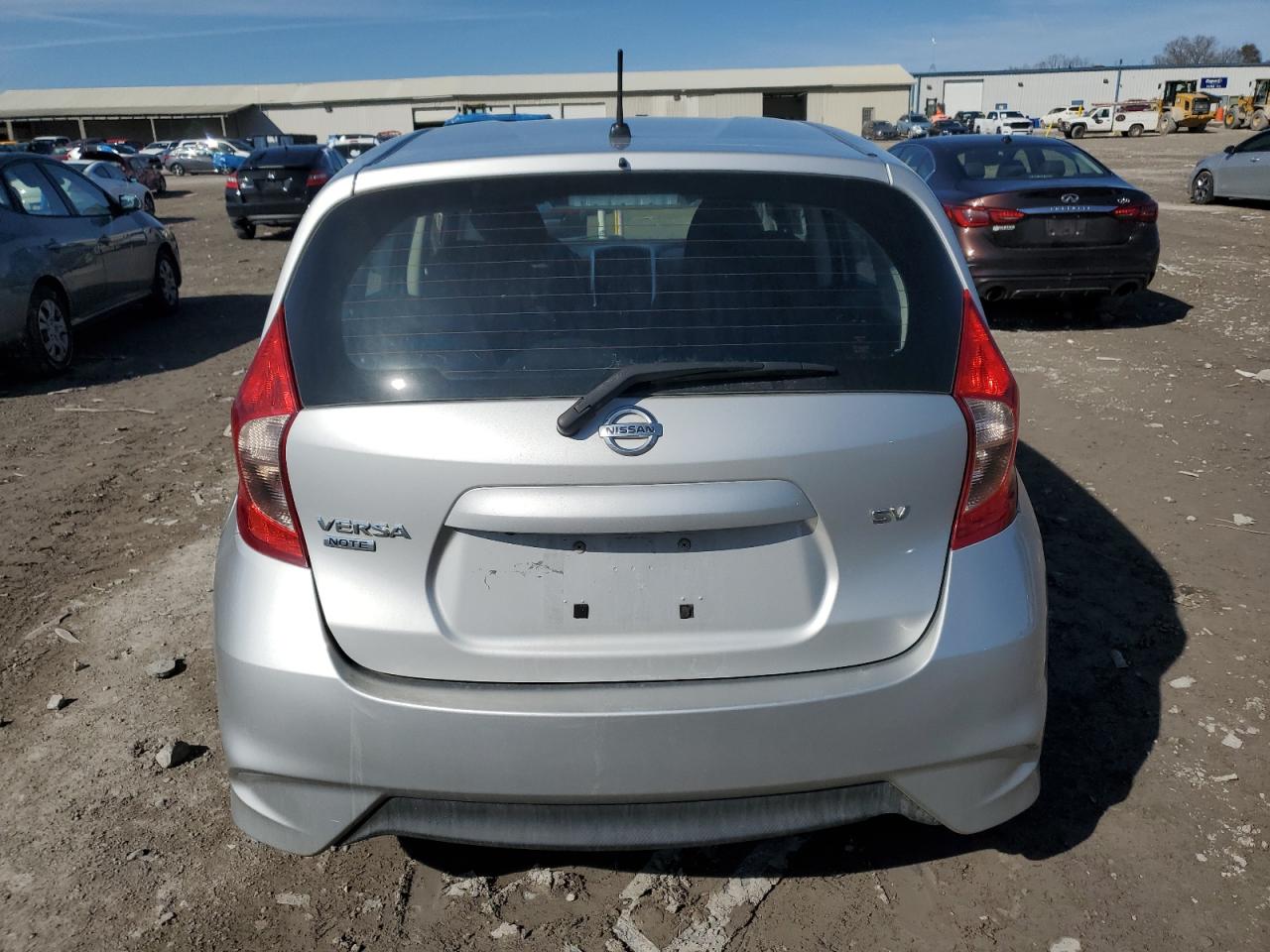 3N1CE2CP1KL353973 NISSAN VERSA 2019