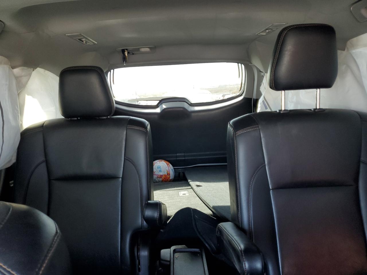 2019 Toyota Highlander - Image 10
