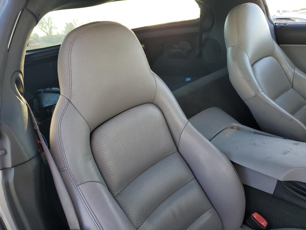 2005 Chevrolet Corvette - Image 10