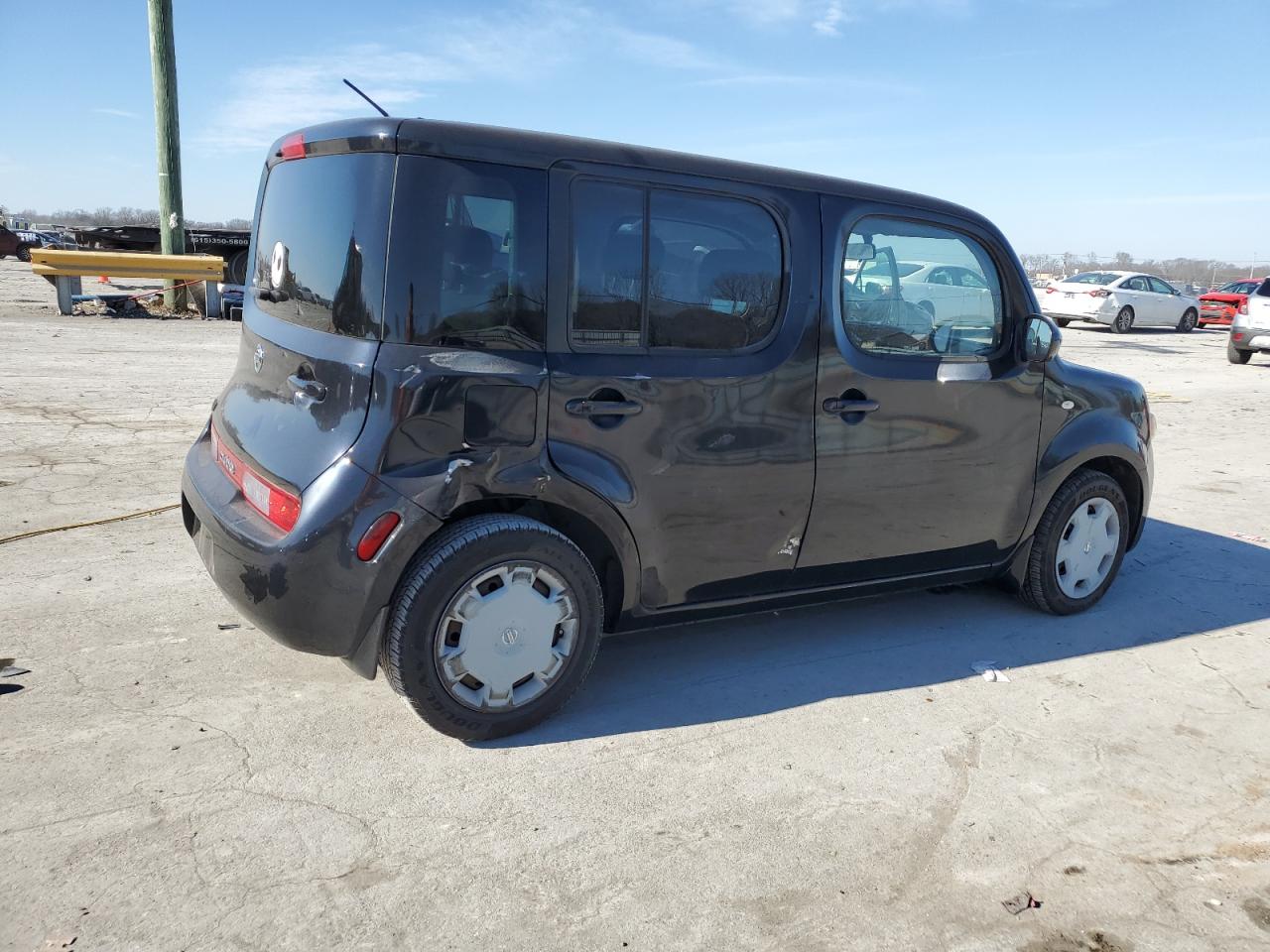 2011 Nissan Cube - Image 3
