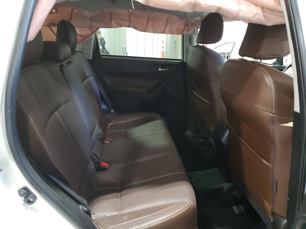 2017 Subaru Forester - Image 12