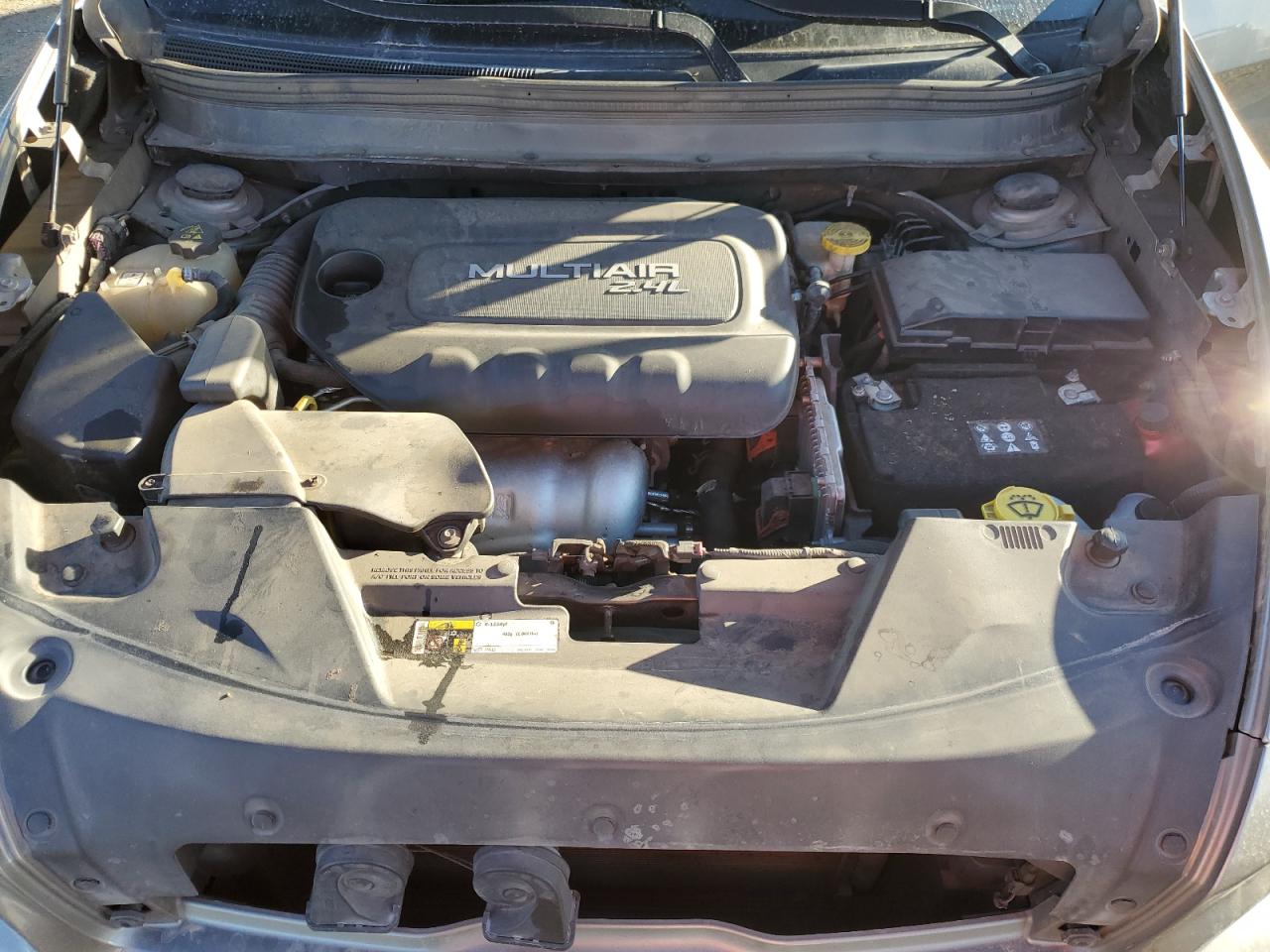 2017 Jeep Grand Cherokee - Image 13