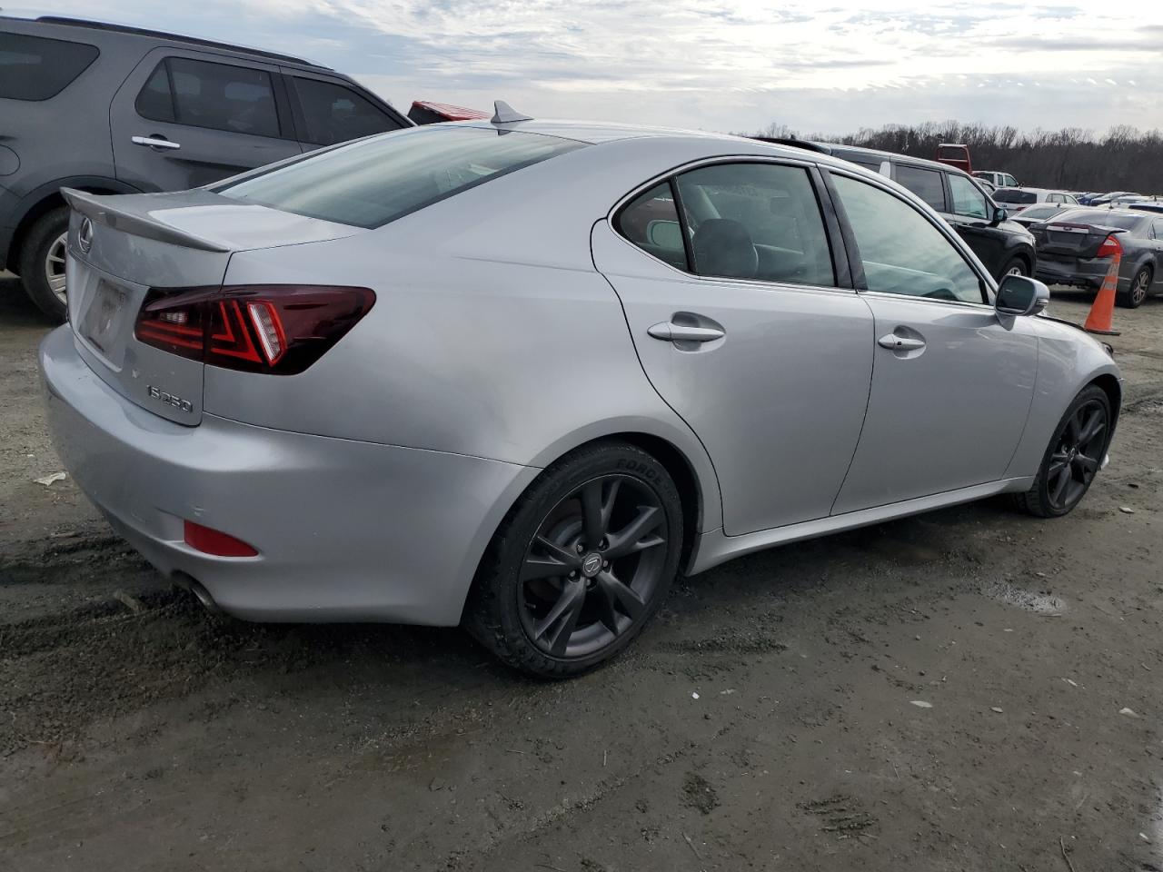 2010 Lexus IS - Image 3