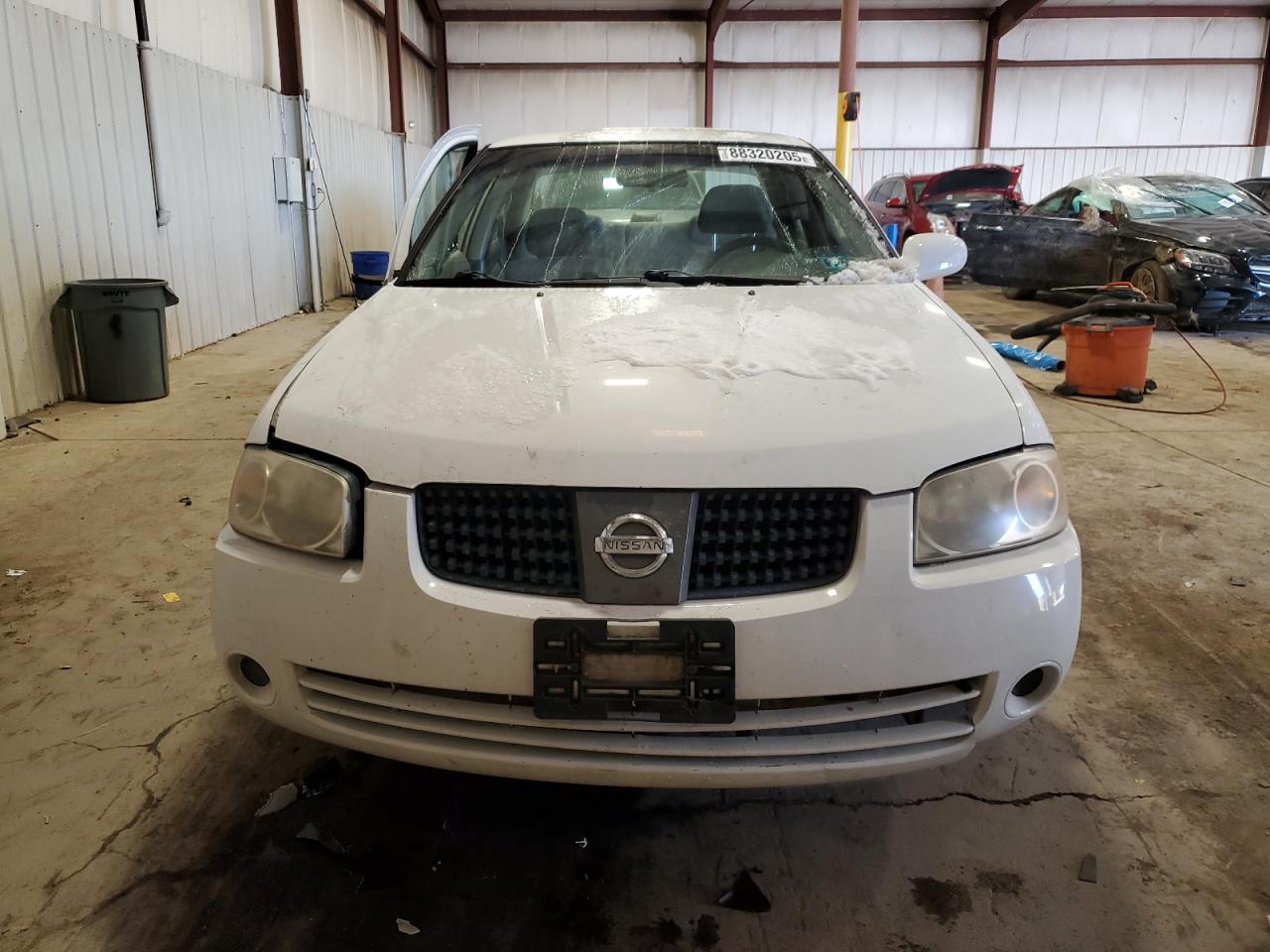2004 Nissan Sentra - Image 5