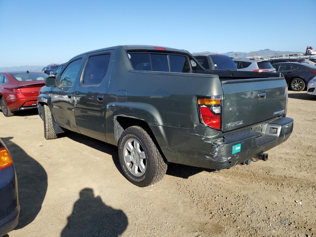 2006 Honda Ridgeline - Image 2