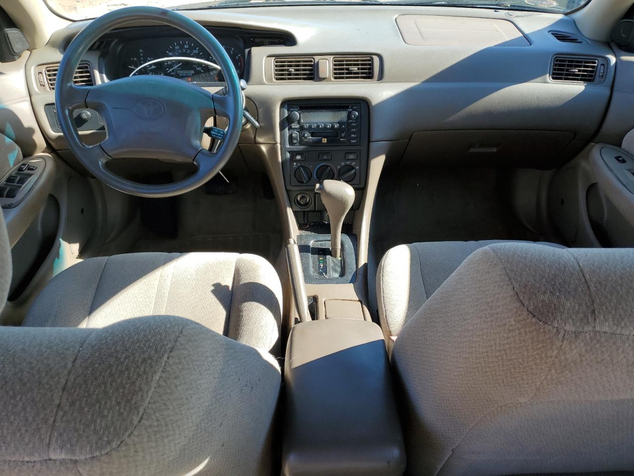 2001 Toyota Camry - Image 8