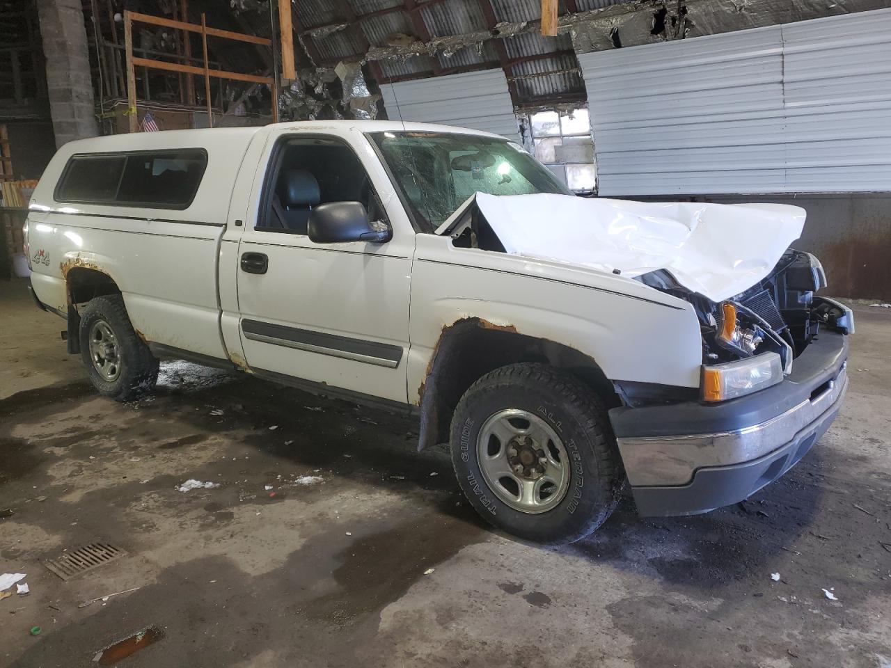 2004 Chevrolet Silverado - Image 4