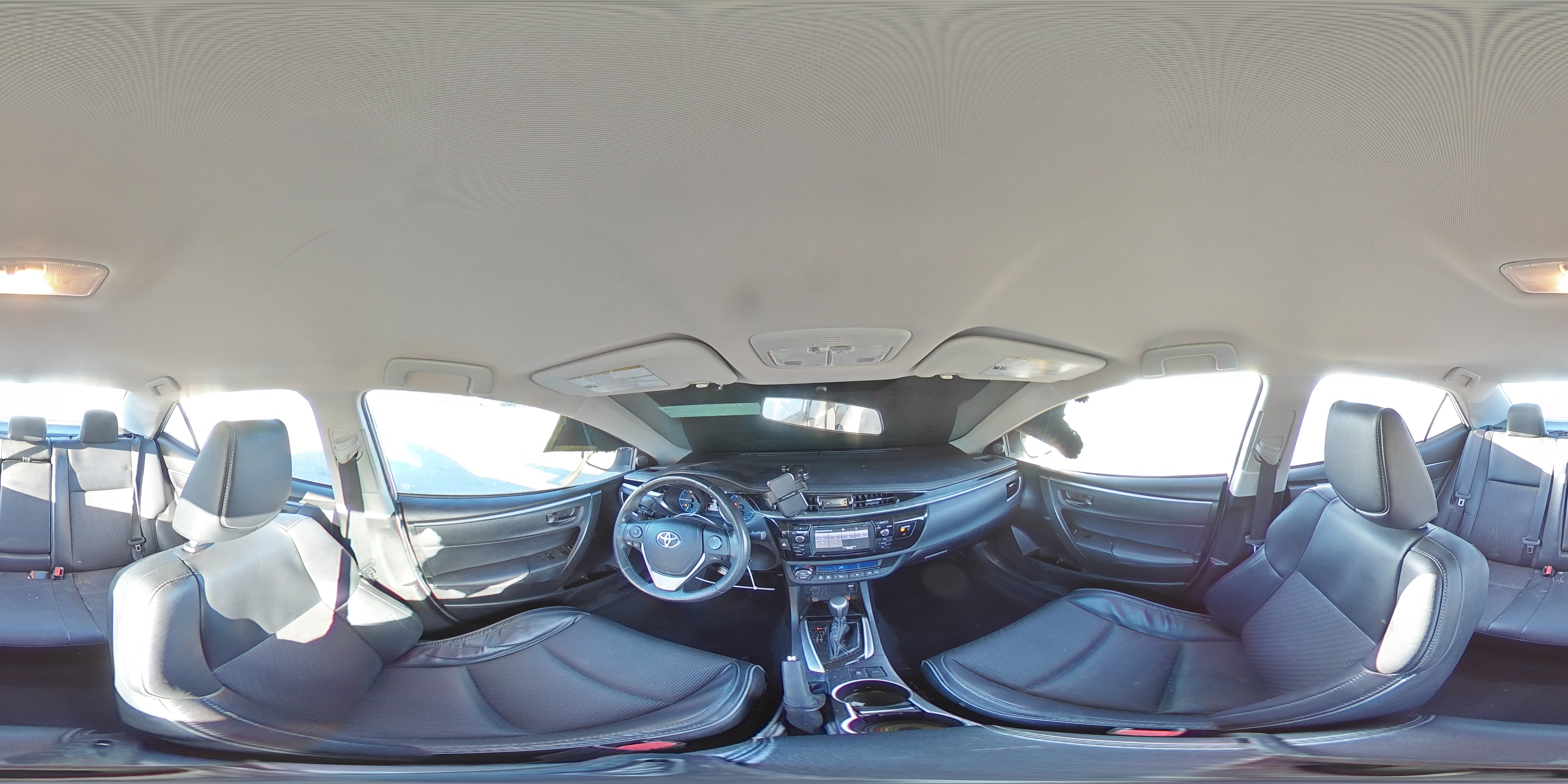 2016 Toyota Corolla - Image 13