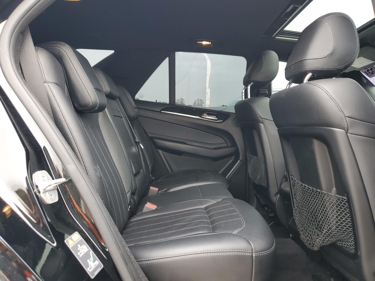 2016 Mercedes-Benz GLE - Image 11