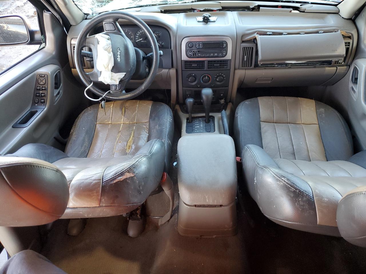 2004 Jeep Grand Cherokee - Image 8