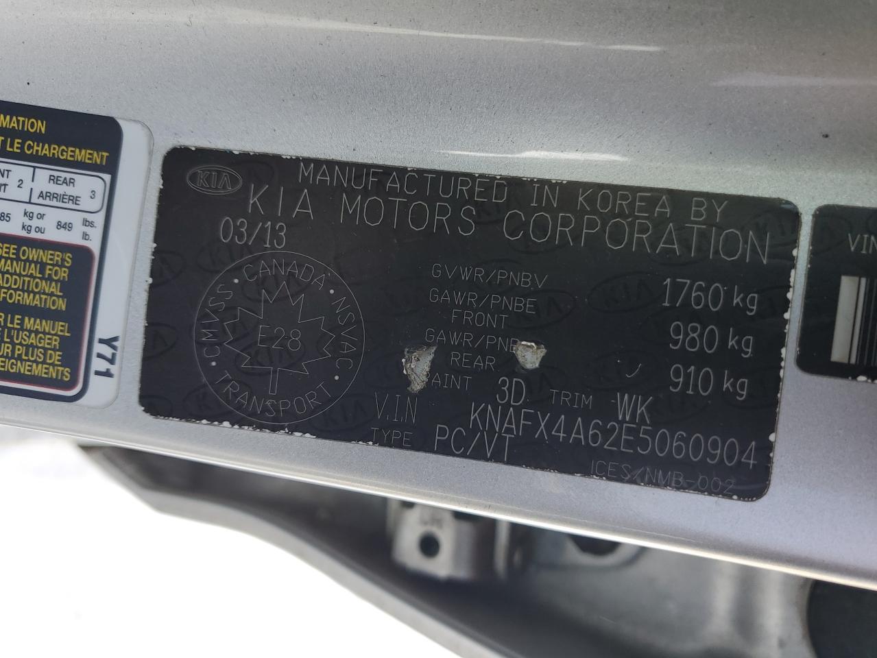2014 Kia Forte - Image 12