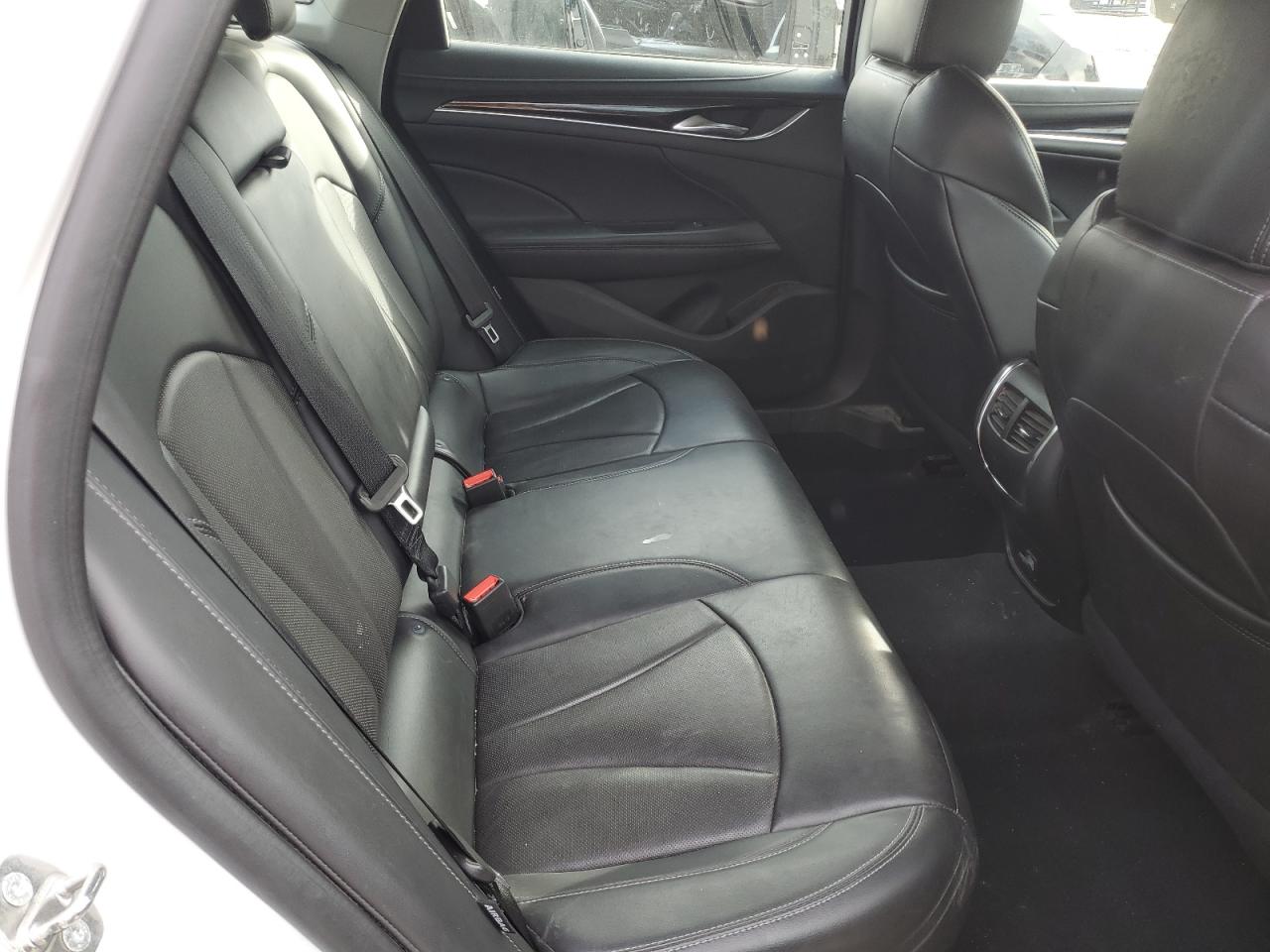 2018 Buick LaCrosse - Image 10