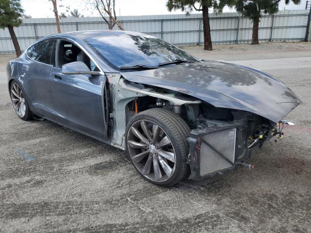 Хетчбеки TESLA MODEL S 2016 Сірий