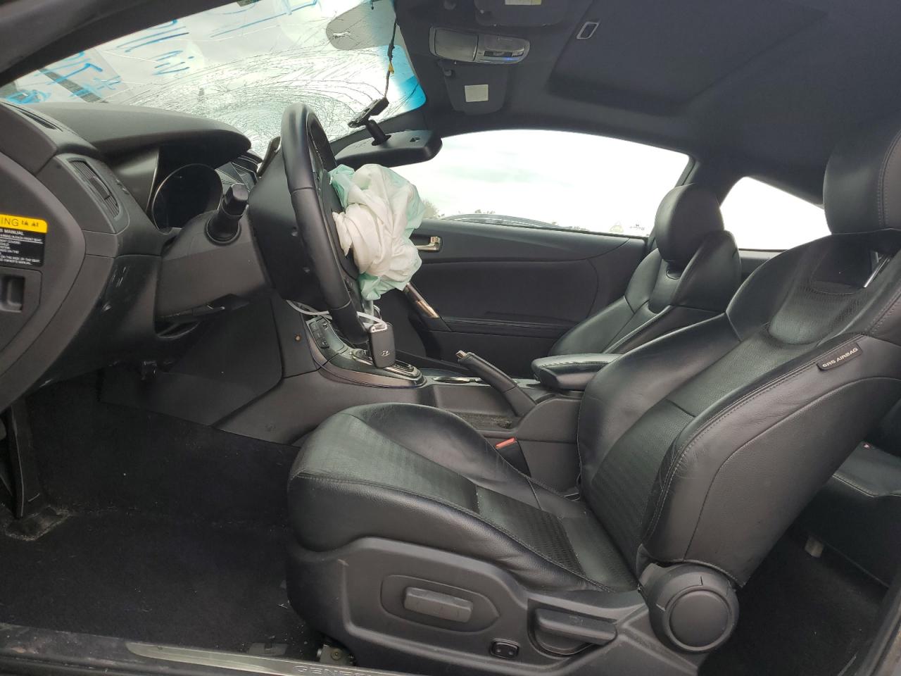 2014 Hyundai Genesis - Image 7