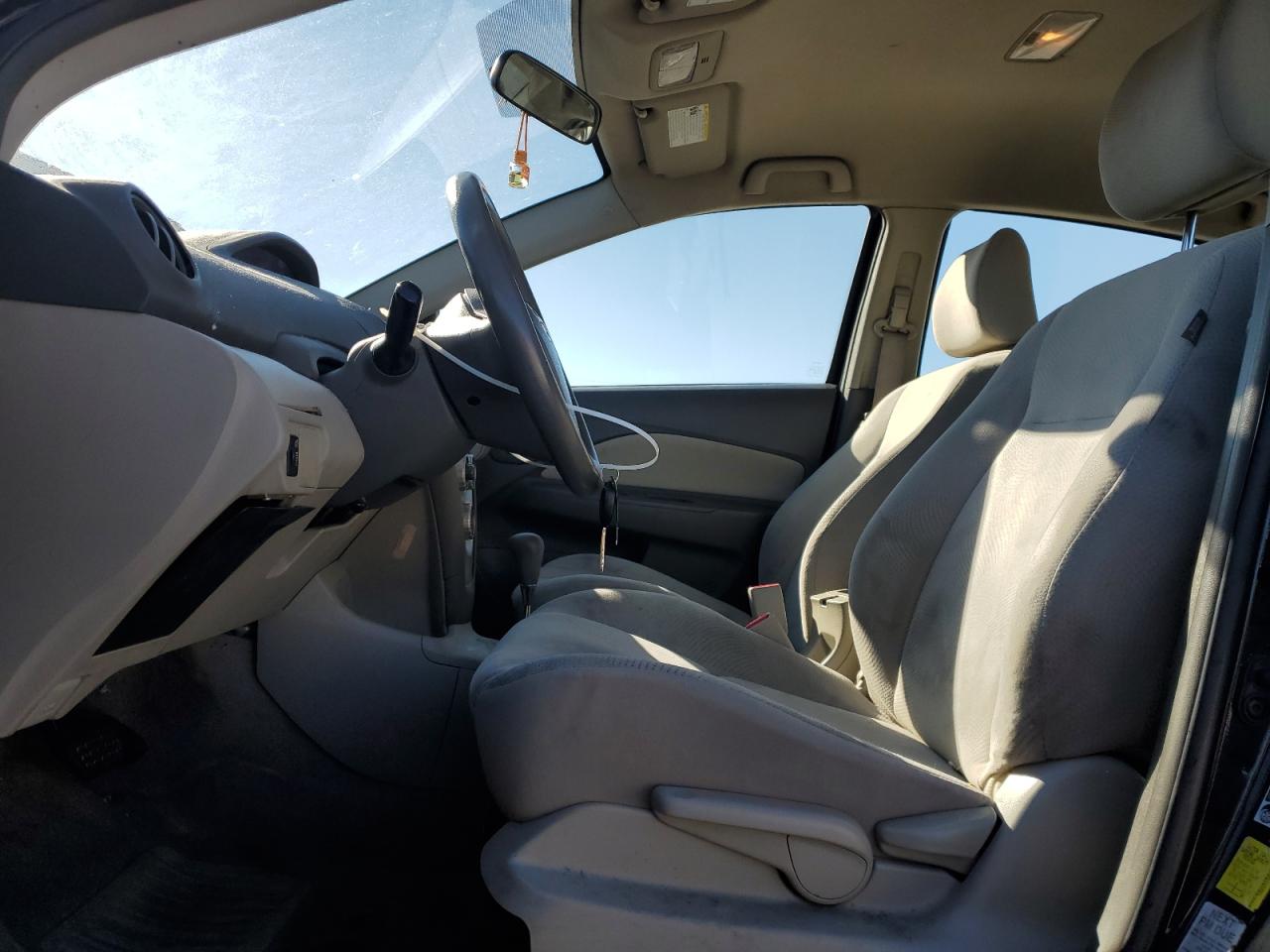 2012 Toyota Yaris - Image 7
