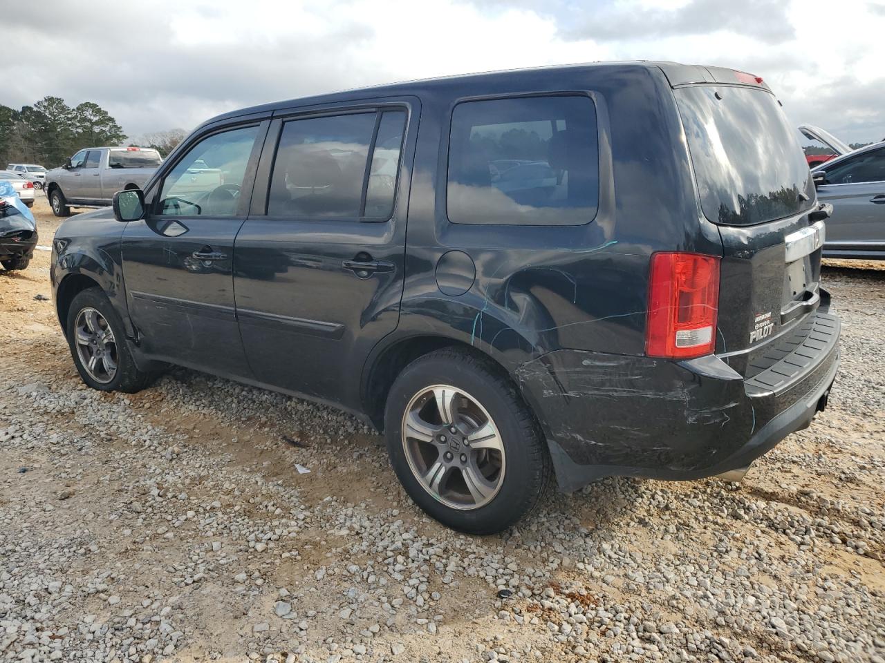 2015 Honda Pilot - Image 2