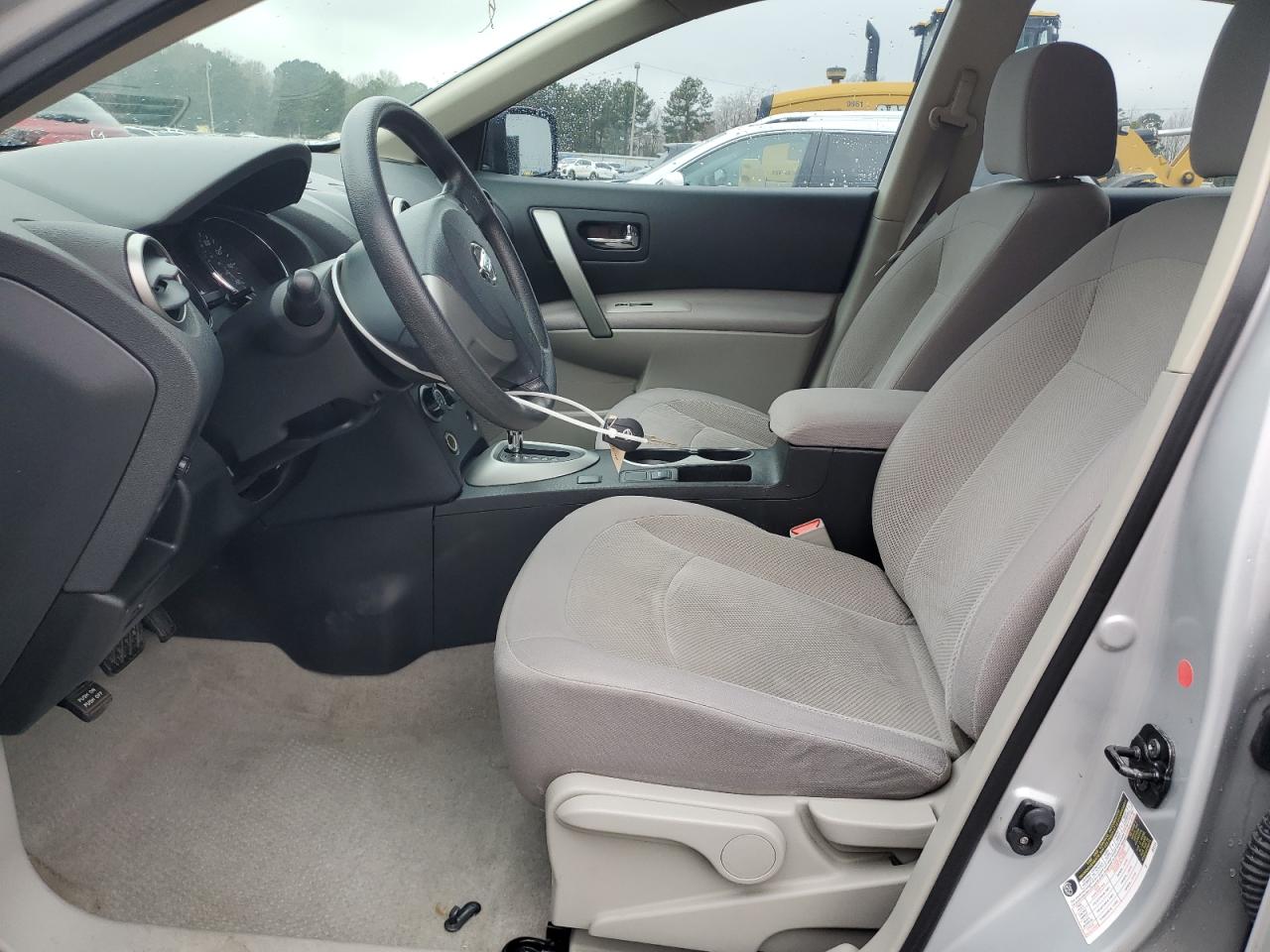 2013 Nissan Rogue - Image 7