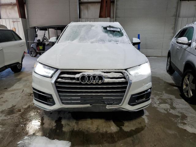  AUDI Q7 2019 Biały