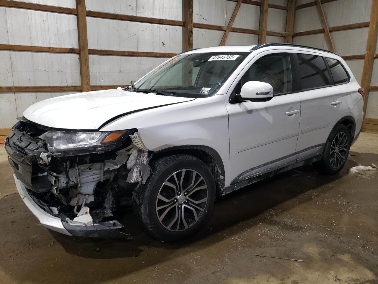 2016 Mitsubishi Outlander - Image 1