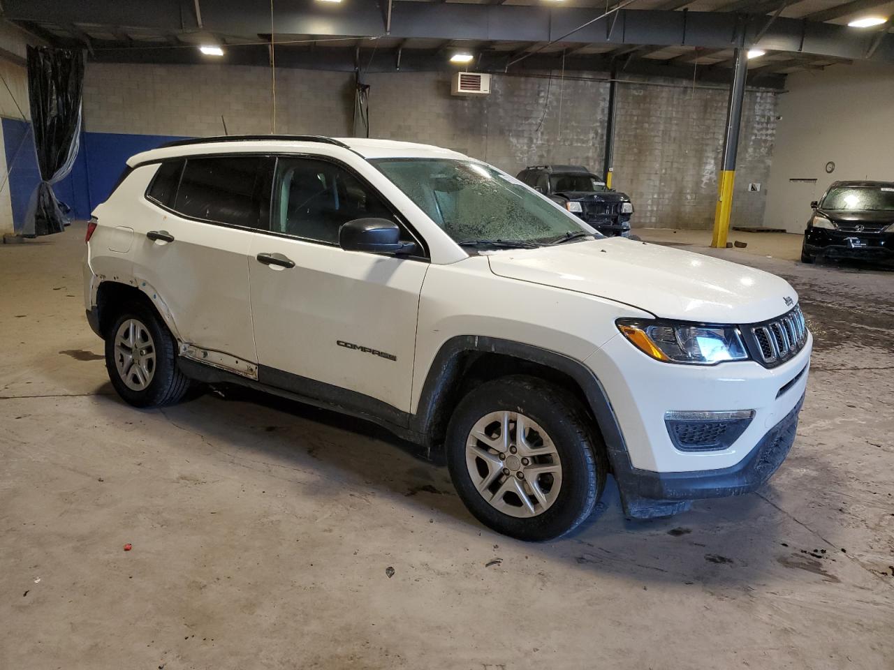 2018 Jeep Compass - Image 4