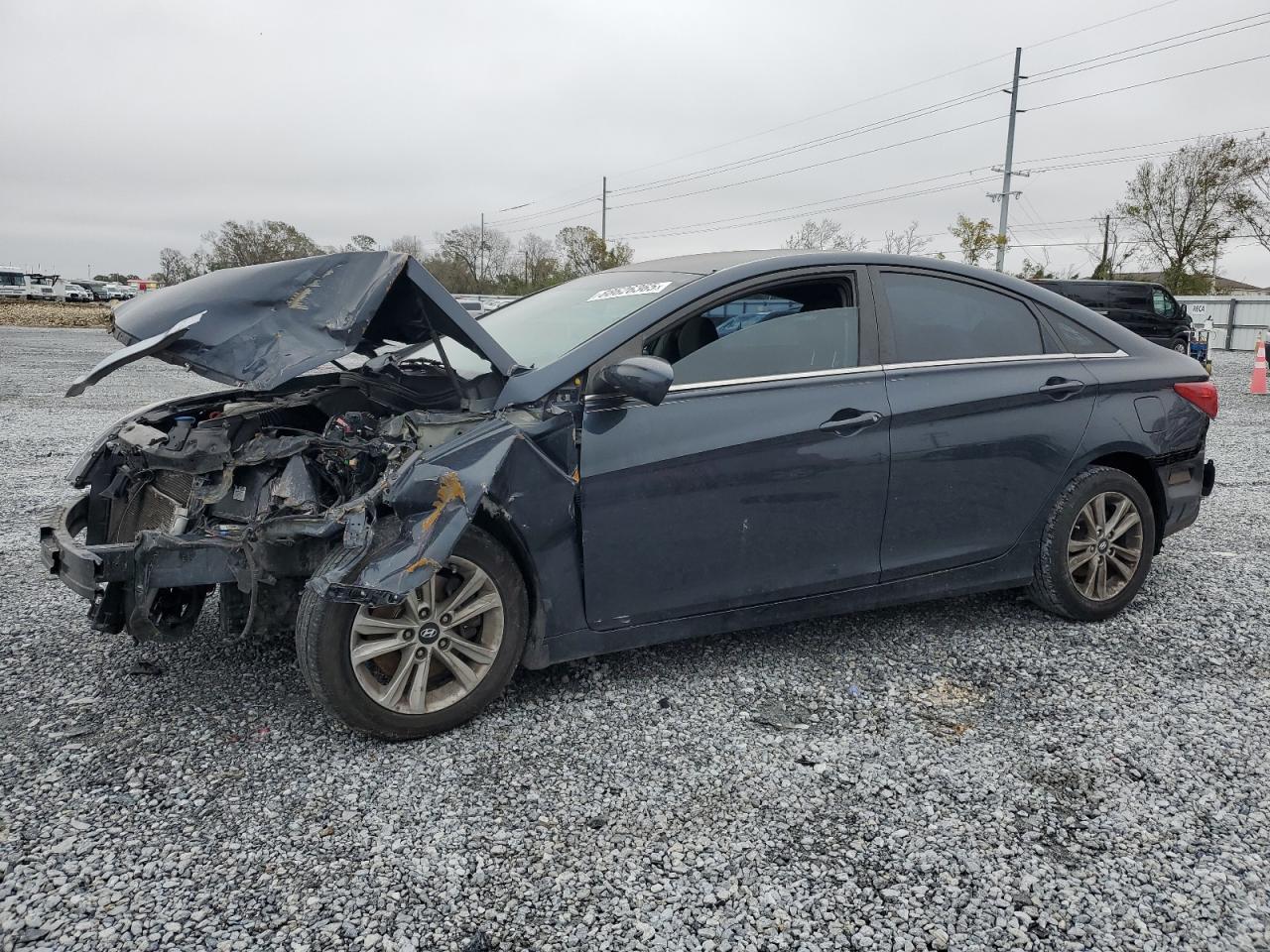 2013 Hyundai Sonata - Image 1