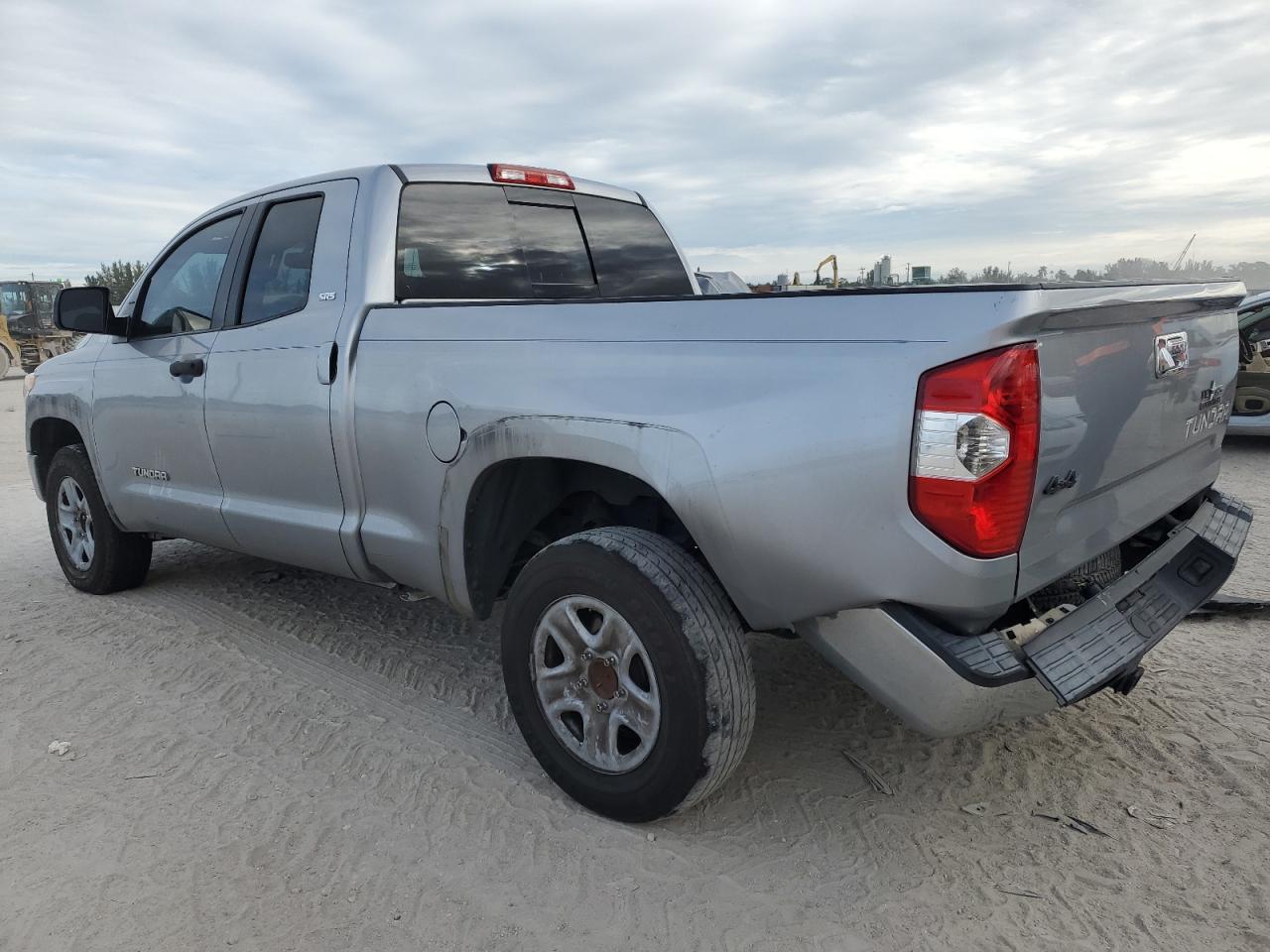 2017 Toyota Tundra - Image 2