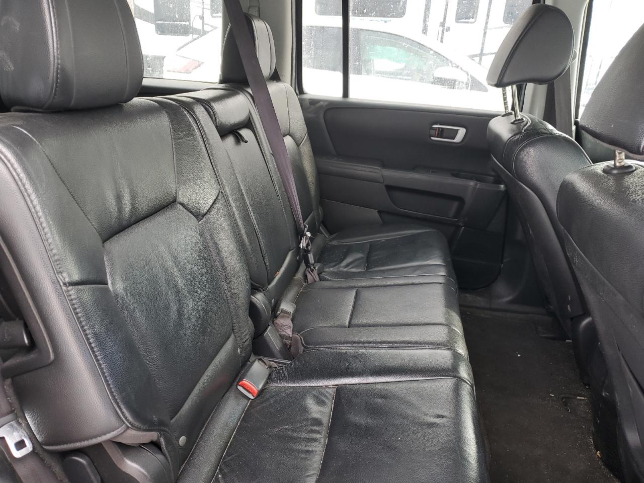 2012 Honda Pilot - Image 11