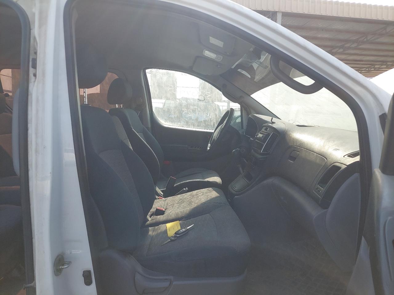 KMJWA37R6HU890600 - 2017 HYUNDAI H1 - #88565425