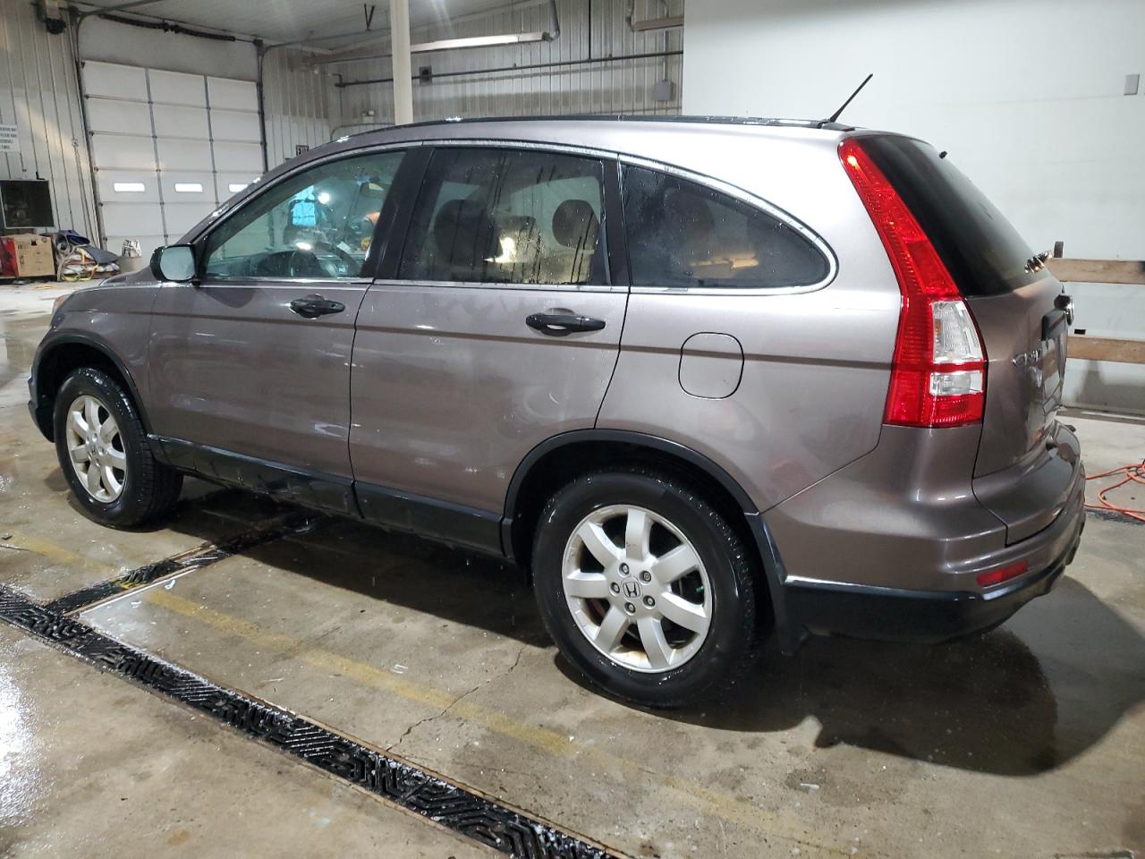2011 Honda CR-V - Image 2