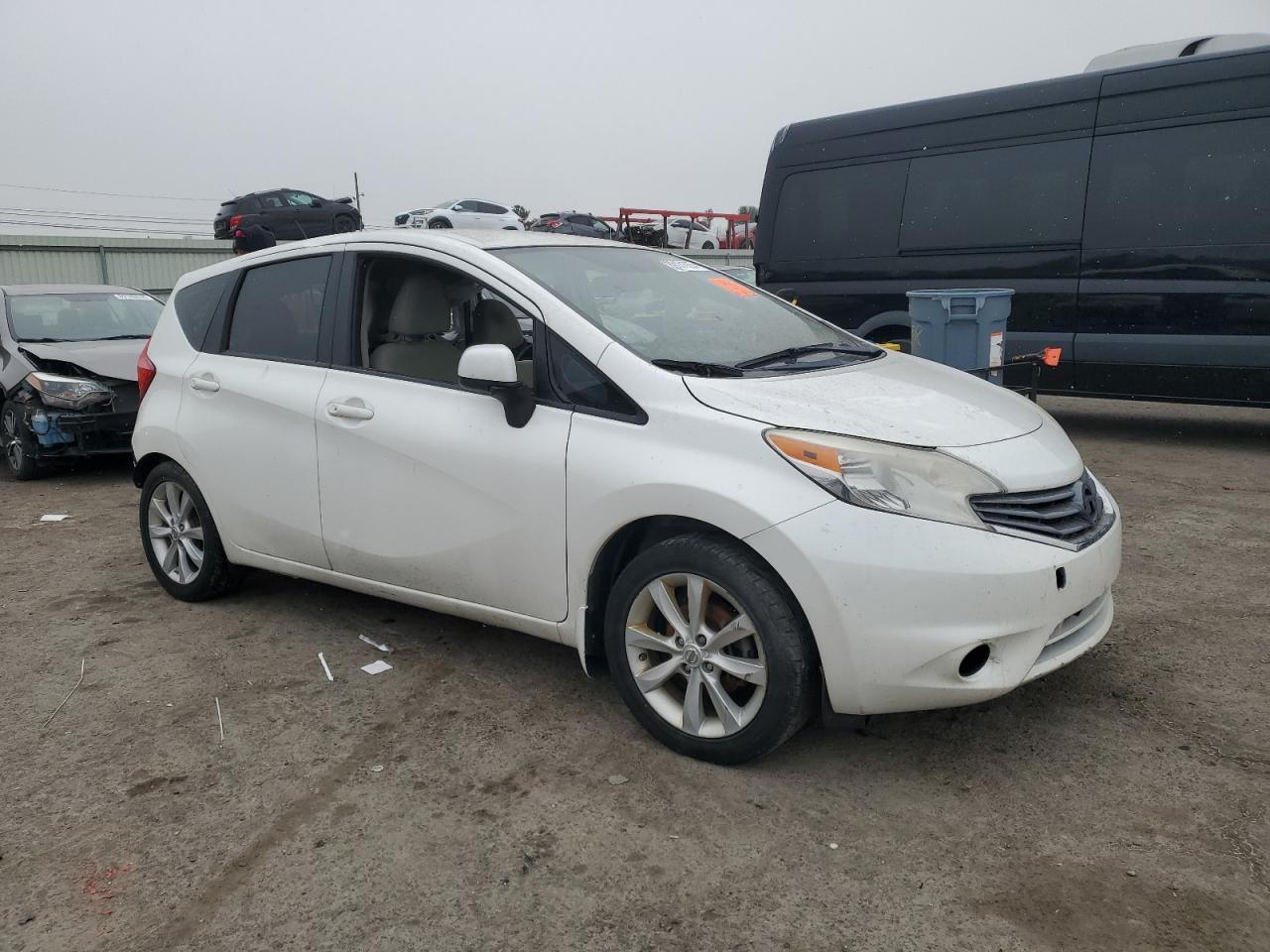 2014 Nissan Versa - Image 4