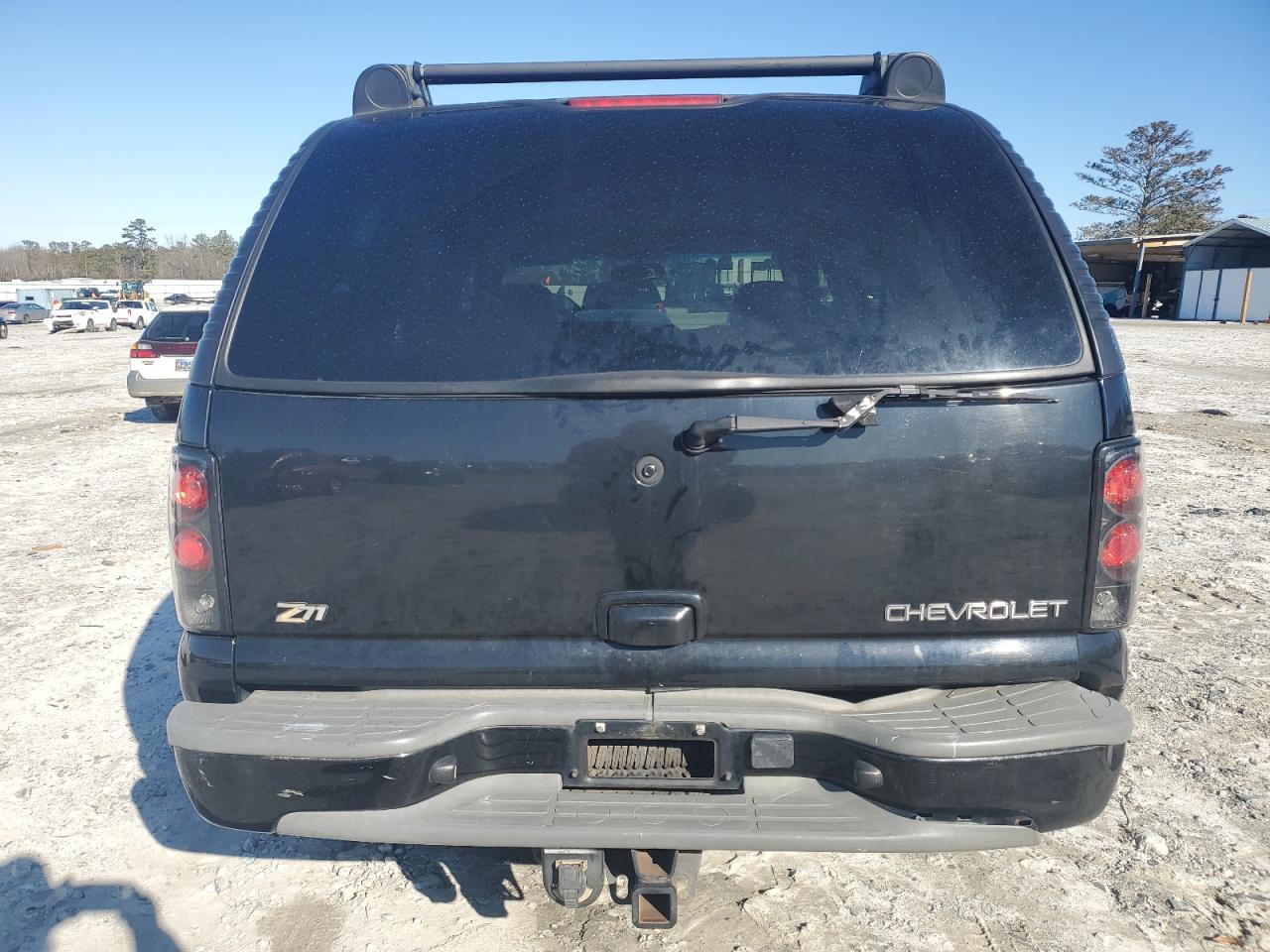 2004 Chevrolet Tahoe - Image 6