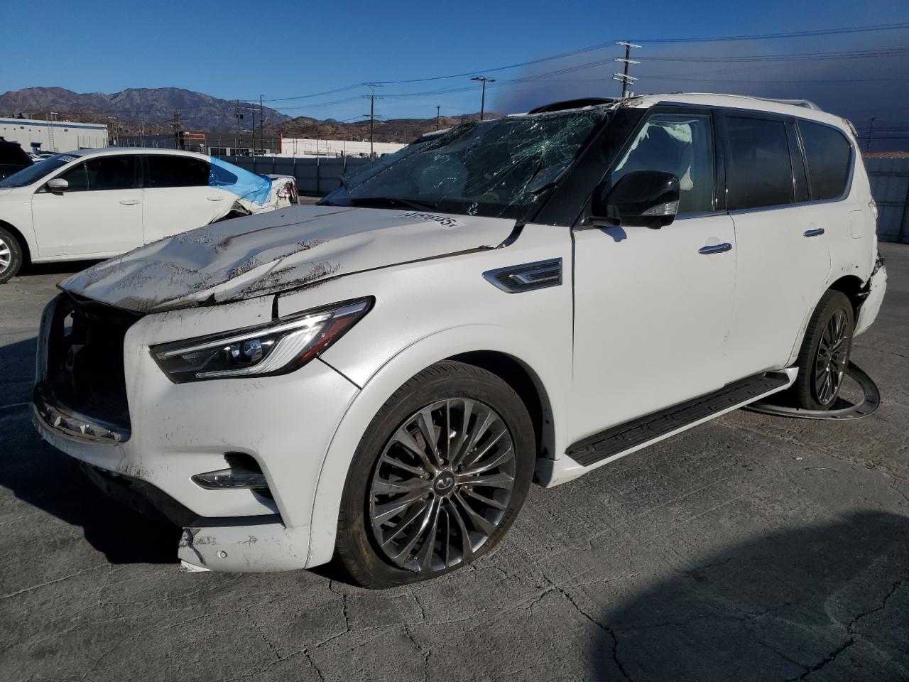 2021 Infiniti Qx80 Luxe продається в Sun Valley, CA - Rollover