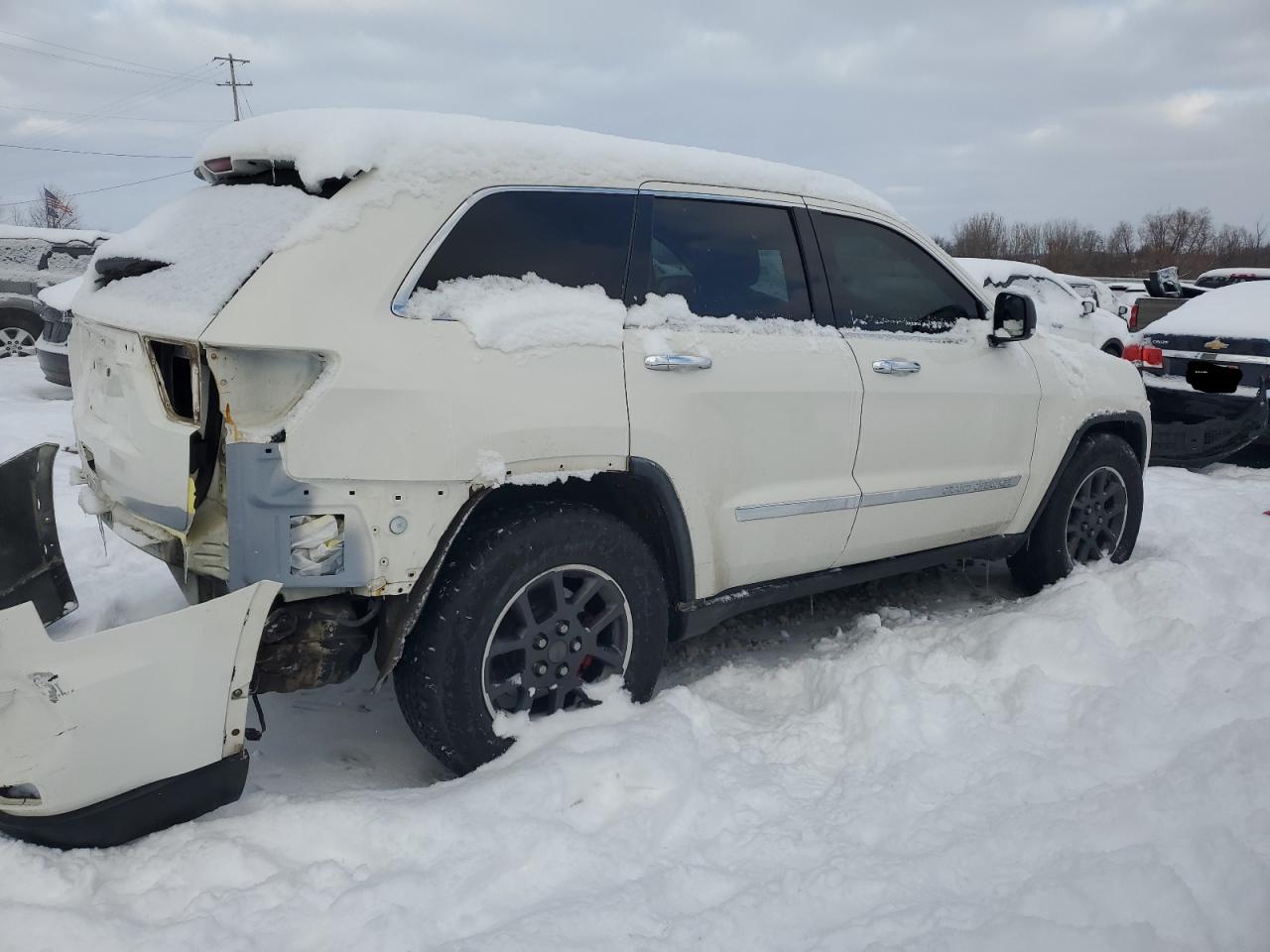 2011 Jeep Grand Cherokee - Image 3