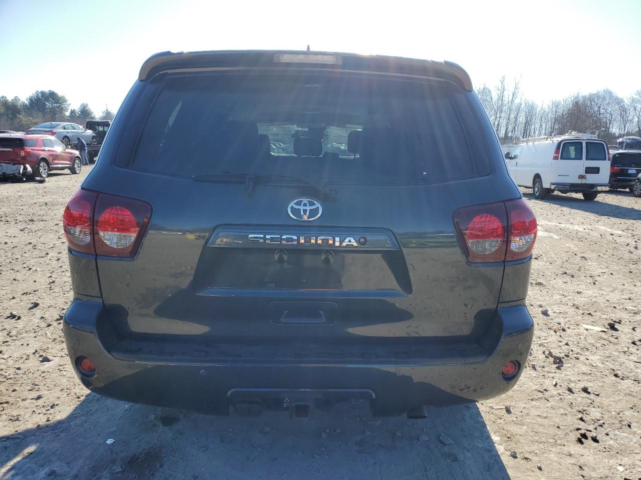 2018 Toyota Sequoia - Image 6