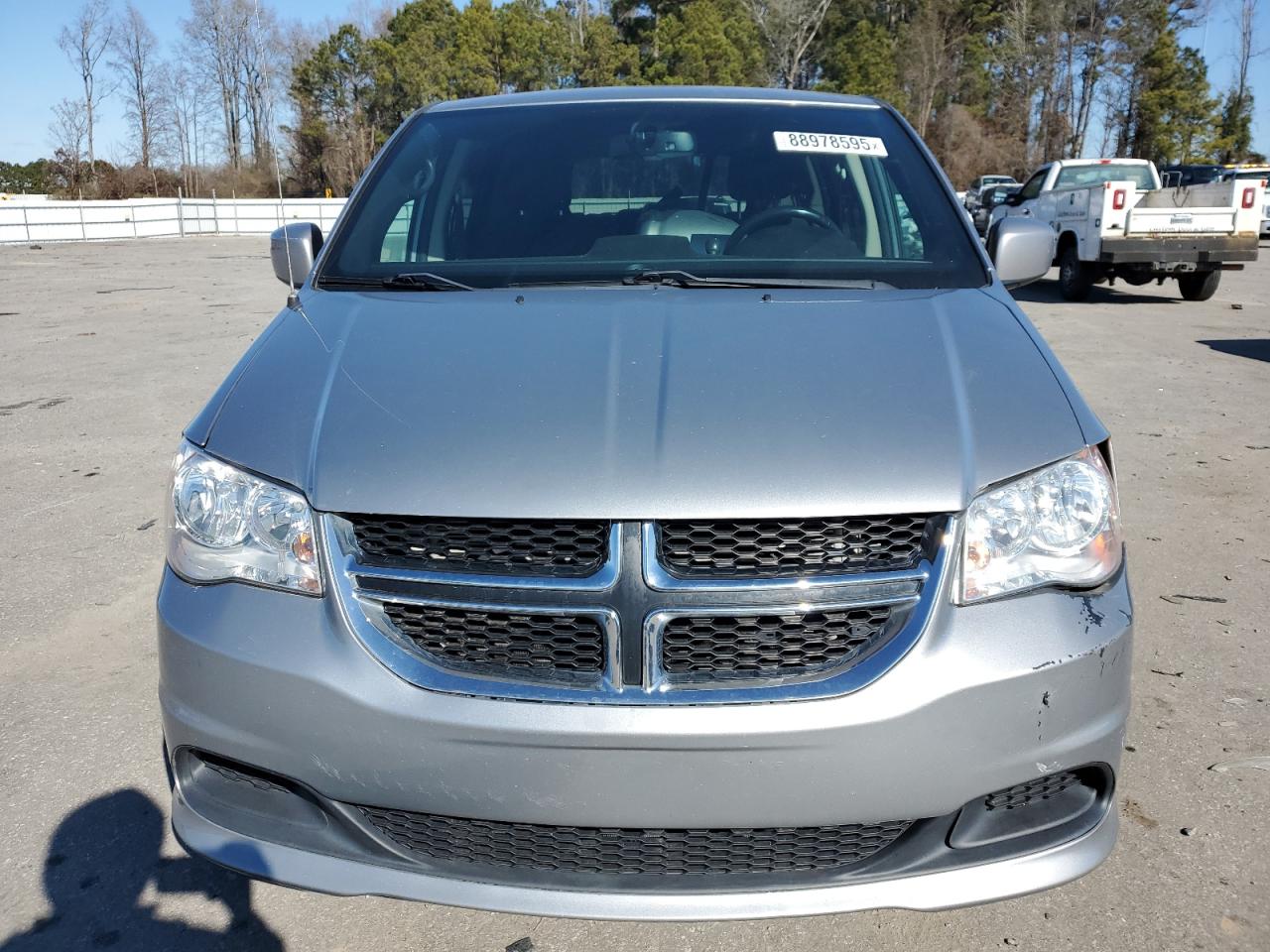 2016 Dodge Caravan - Image 5
